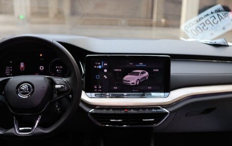 Skoda Octavia IV, 2022 год, 2 340 000 рублей, 14 фотография