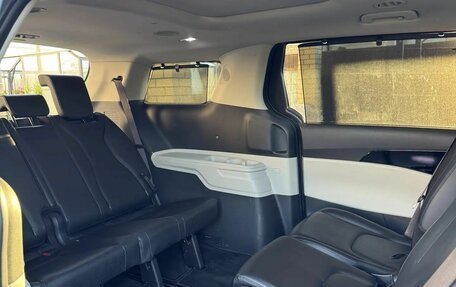 KIA Carnival, 2022 год, 4 760 000 рублей, 18 фотография