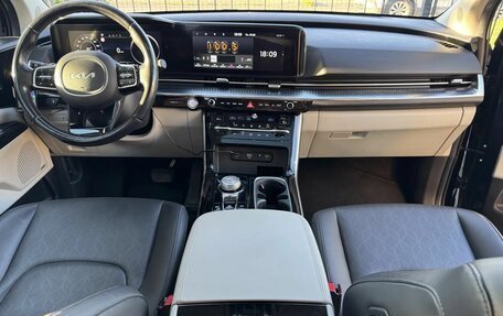 KIA Carnival, 2022 год, 4 760 000 рублей, 14 фотография