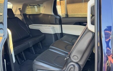 KIA Carnival, 2022 год, 4 760 000 рублей, 21 фотография