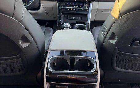 KIA Carnival, 2022 год, 4 760 000 рублей, 29 фотография