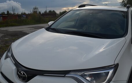 Toyota RAV4, 2016 год, 1 980 000 рублей, 6 фотография