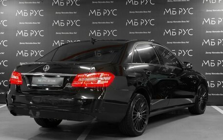 Mercedes-Benz E-Класс, 2012 год, 1 250 000 рублей, 3 фотография