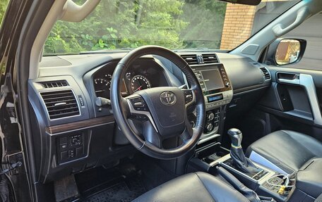 Toyota Land Cruiser Prado 150 рестайлинг 2, 2020 год, 6 190 000 рублей, 8 фотография