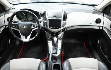 Chevrolet Cruze II, 2013 год, 969 900 рублей, 8 фотография