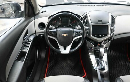Chevrolet Cruze II, 2013 год, 969 900 рублей, 9 фотография