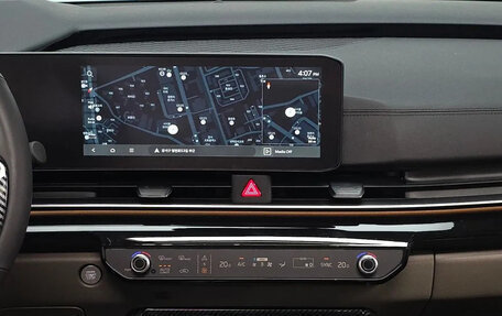KIA Carnival, 2025 год, 8 600 000 рублей, 14 фотография