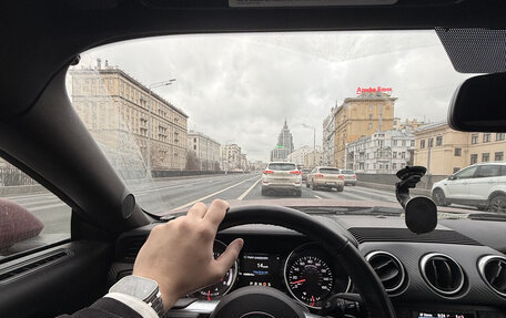 Ford Mustang VI рестайлинг, 2019 год, 3 200 000 рублей, 2 фотография