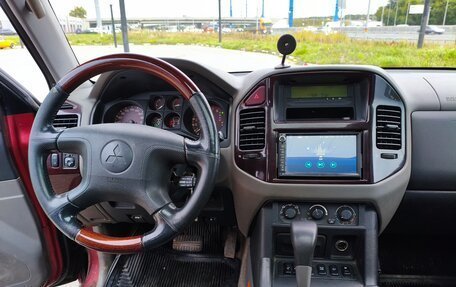 Mitsubishi Pajero III рестайлинг, 2000 год, 820 000 рублей, 16 фотография