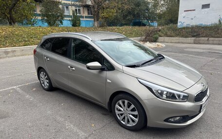 KIA cee'd III, 2015 год, 1 250 000 рублей, 2 фотография