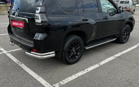 Toyota Land Cruiser Prado 150 рестайлинг 2, 2021 год, 7 200 000 рублей, 6 фотография