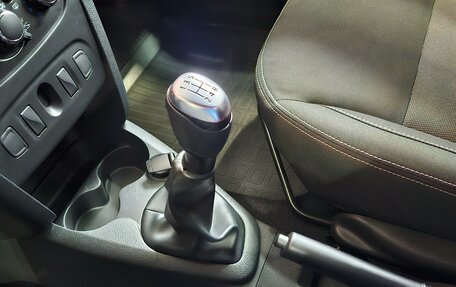 Renault Sandero II рестайлинг, 2022 год, 1 335 000 рублей, 16 фотография