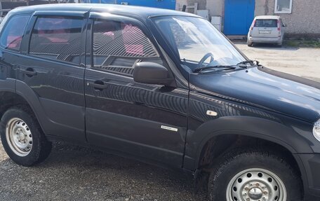 Chevrolet Niva I рестайлинг, 2013 год, 470 000 рублей, 2 фотография