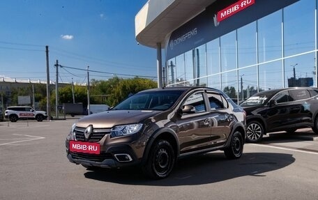Renault Logan II, 2019 год, 850 000 рублей, 2 фотография