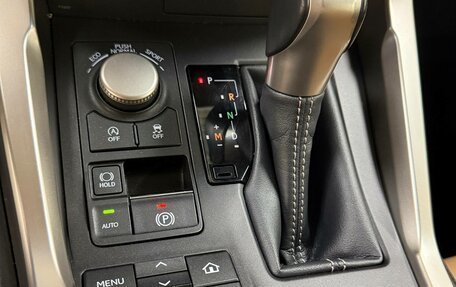 Lexus NX I, 2015 год, 2 675 000 рублей, 17 фотография