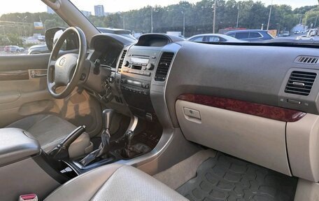 Toyota Land Cruiser Prado 120 рестайлинг, 2003 год, 1 399 000 рублей, 9 фотография