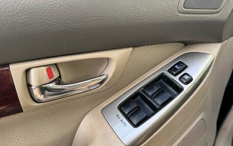 Toyota Land Cruiser Prado 120 рестайлинг, 2003 год, 1 399 000 рублей, 13 фотография