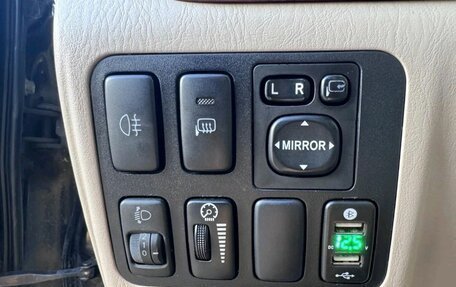 Toyota Land Cruiser Prado 120 рестайлинг, 2003 год, 1 399 000 рублей, 16 фотография