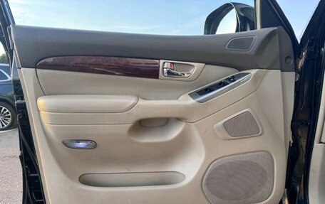 Toyota Land Cruiser Prado 120 рестайлинг, 2003 год, 1 399 000 рублей, 17 фотография