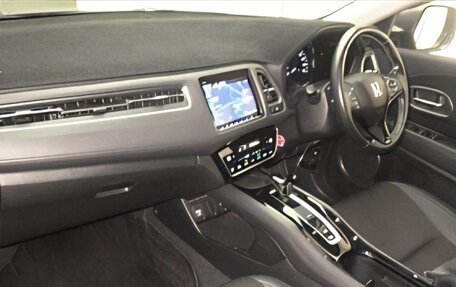 Honda Vezel, 2019 год, 1 100 000 рублей, 4 фотография