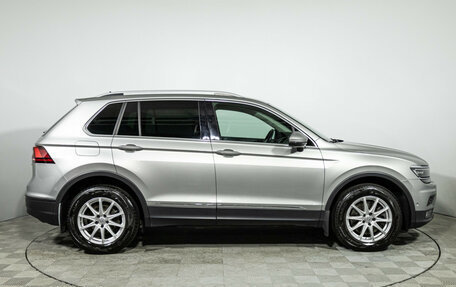Volkswagen Tiguan II, 2018 год, 2 199 777 рублей, 4 фотография