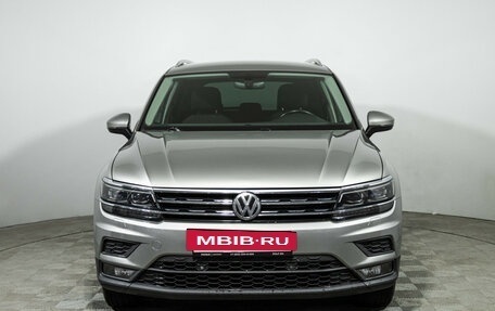 Volkswagen Tiguan II, 2018 год, 2 199 777 рублей, 2 фотография