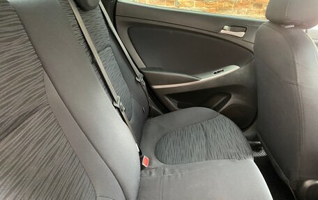 Hyundai Solaris II рестайлинг, 2014 год, 935 000 рублей, 17 фотография