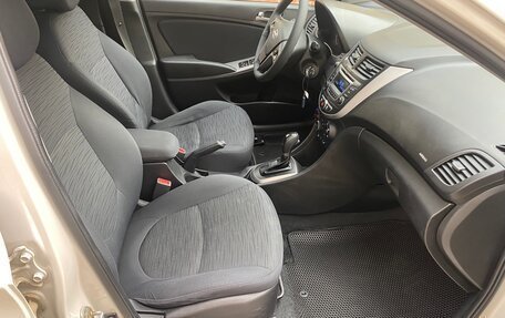 Hyundai Solaris II рестайлинг, 2014 год, 935 000 рублей, 16 фотография