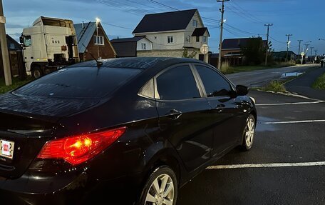 Hyundai Solaris II рестайлинг, 2013 год, 750 000 рублей, 3 фотография