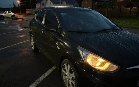 Hyundai Solaris II рестайлинг, 2013 год, 750 000 рублей, 2 фотография