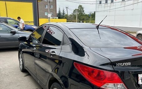 Hyundai Solaris II рестайлинг, 2013 год, 750 000 рублей, 18 фотография
