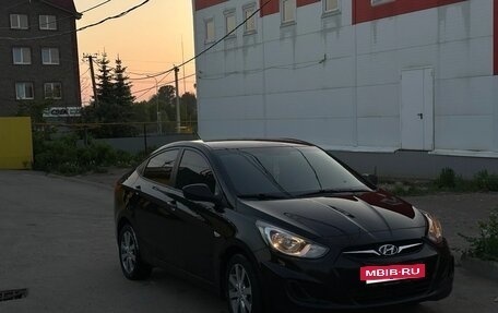 Hyundai Solaris II рестайлинг, 2013 год, 750 000 рублей, 15 фотография