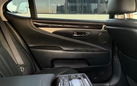 Lexus LS IV, 2012 год, 2 600 000 рублей, 21 фотография