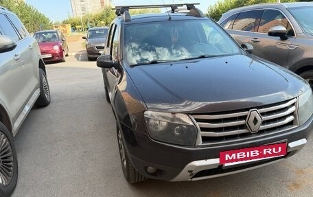 Renault Duster I рестайлинг, 2014 год, 950 000 рублей, 2 фотография
