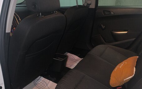 Opel Astra J, 2010 год, 740 000 рублей, 6 фотография