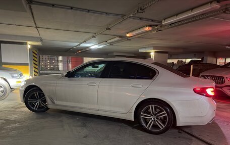BMW 5 серия, 2022 год, 5 500 000 рублей, 2 фотография