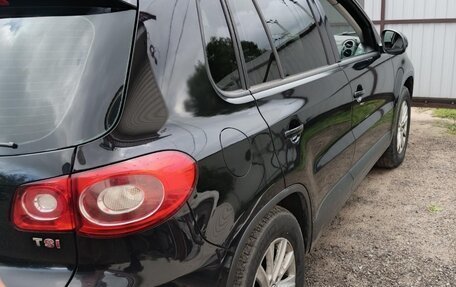 Volkswagen Tiguan I, 2010 год, 670 000 рублей, 4 фотография