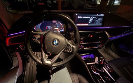 BMW 5 серия, 2022 год, 5 500 000 рублей, 4 фотография