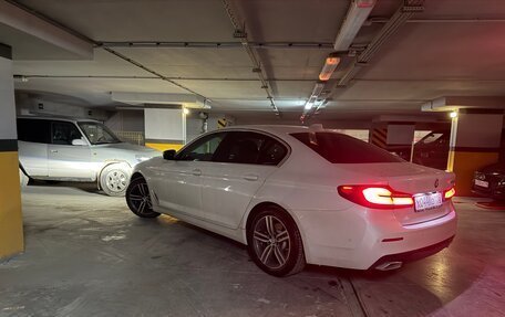 BMW 5 серия, 2022 год, 5 500 000 рублей, 3 фотография