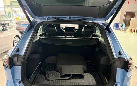 Volkswagen Tiguan, 2025 год, 4 567 000 рублей, 14 фотография