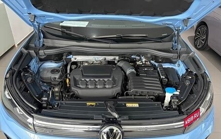 Volkswagen Tiguan, 2025 год, 4 567 000 рублей, 16 фотография