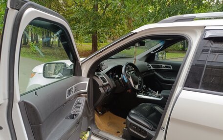 Ford Explorer VI, 2012 год, 1 500 000 рублей, 14 фотография