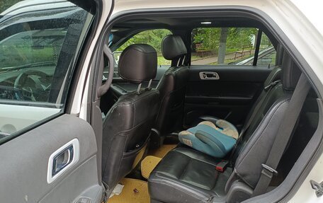 Ford Explorer VI, 2012 год, 1 500 000 рублей, 17 фотография