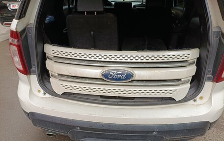 Ford Explorer VI, 2012 год, 1 500 000 рублей, 22 фотография