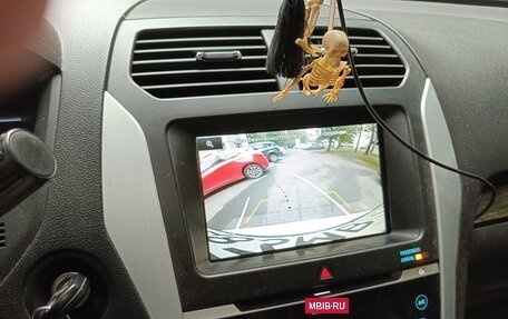 Ford Explorer VI, 2012 год, 1 500 000 рублей, 11 фотография