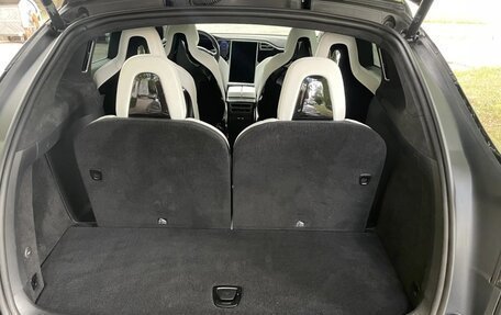 Tesla Model X I, 2017 год, 2 700 000 рублей, 8 фотография
