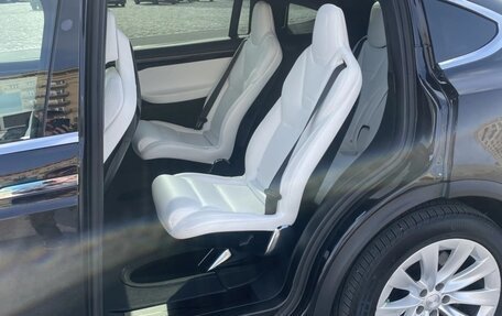 Tesla Model X I, 2017 год, 2 700 000 рублей, 5 фотография