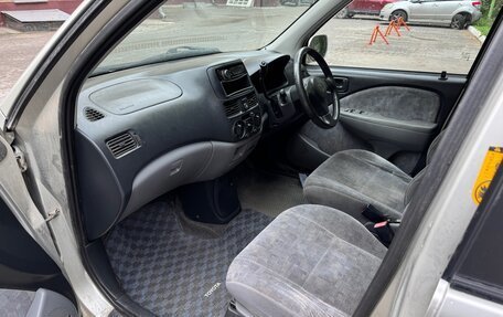 Toyota Raum I, 1999 год, 350 000 рублей, 9 фотография