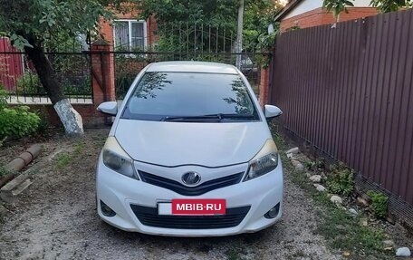 Toyota Vitz, 2012 год, 650 000 рублей, 24 фотография