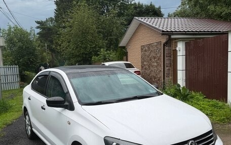 Volkswagen Polo VI (EU Market), 2018 год, 670 000 рублей, 2 фотография